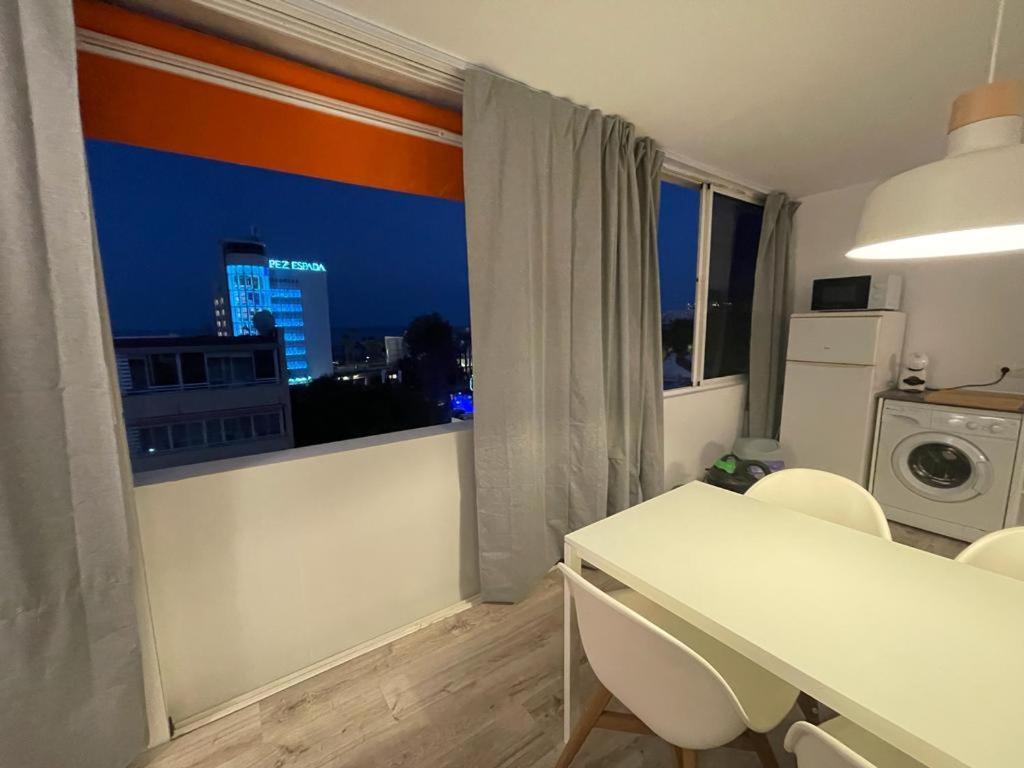Apartamento C Y L Torremolinos Eksteriør billede